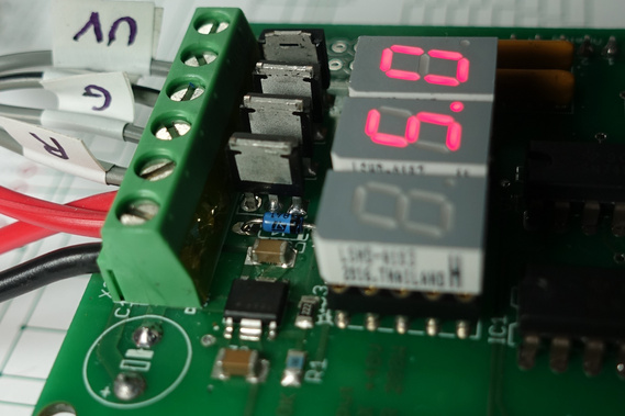 The Power section / 10 - 50V LDO  that enable the use of a wide range of power supplies.