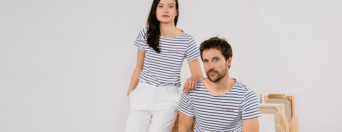Martina Pronzello, photographe professionnelle à Rennes, réalise des portraits, photos de e-commerce, packshots, et clichés de famille et couple. Séances photo en Bretagne, photographe en Ille-et-Vilaine, portraits pour entreprises