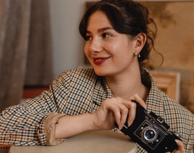 Formation de photographie avec Martina Pronzello : apprendre Lightroom, la retouche peau, apprentissage du mode manuel. Ateliers à Rennes, formations photo en visio, sur Bruz, Chantepie, Saint Grégoire