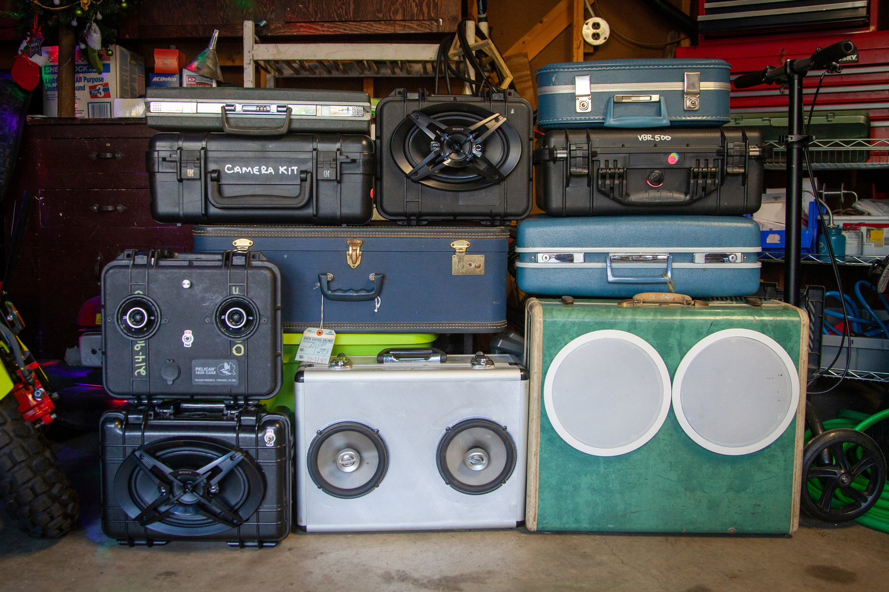 Custom Hand-Made Bluetooth Speakers from Repurposed Luggage