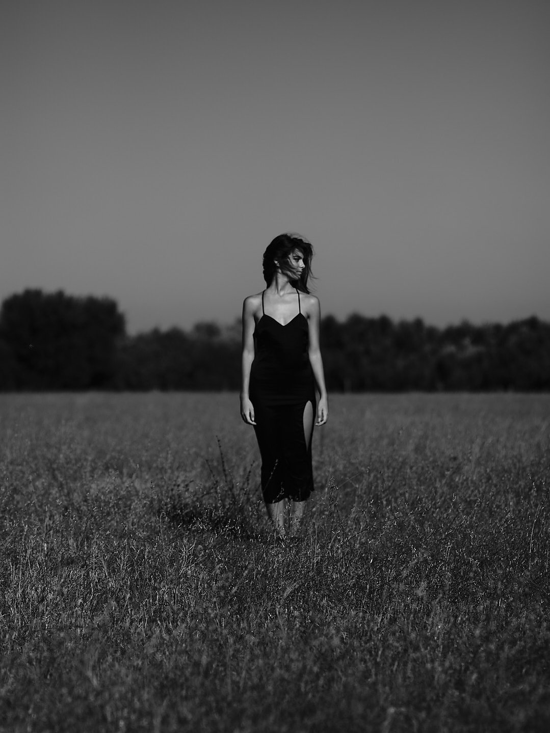 Outdoor portrait photography by William Semeraro featuring natural lighting and serene backgrounds