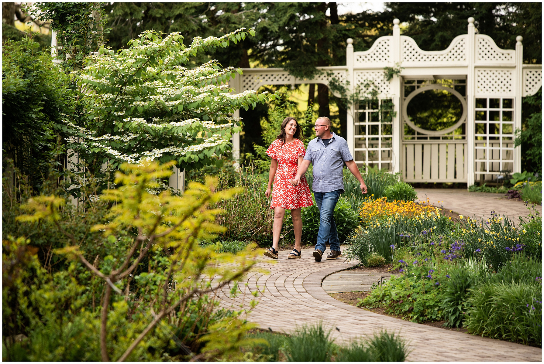 Millcreek Park Youngstown OH engagement session, Fellows Riverside Gardens engagement session, Engagement session Youngstown OH, Youngstown OH wedding photographer, Engagement photographer in Youngstown, Millcreek Park, Ohio wedding photographer