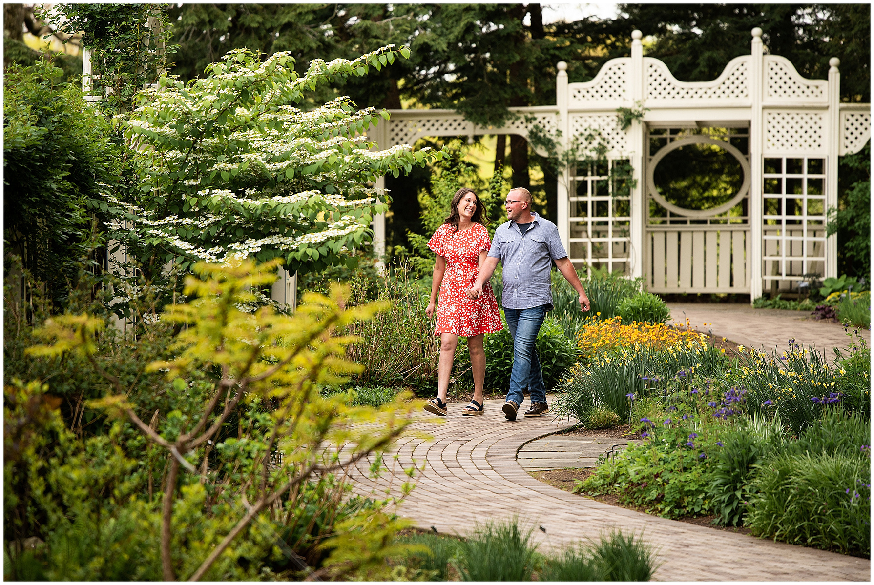 Millcreek Park Youngstown OH engagement session, Fellows Riverside Gardens engagement session, Engagement session Youngstown OH, Youngstown OH wedding photographer, Engagement photographer in Youngstown, Millcreek Park, Ohio wedding photographer