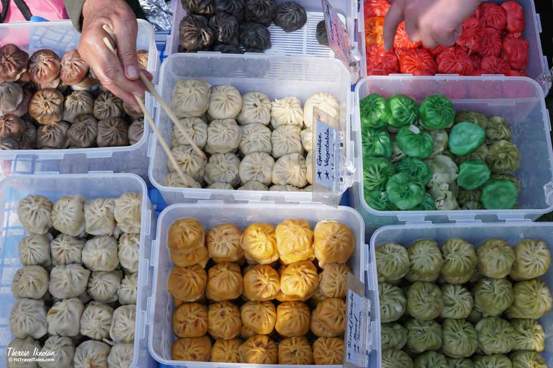 Photo of colorful dumplings at a Thai food street vendor in Berlin. 
