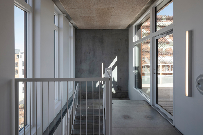 YOUTH HOUSING IN NANSENSGADE
NANSENSGADE 57
COPENHAGEN
DENMARK
ASSSINGMENT FOR CHRISTENSEN & CO ARCHITECTS
Fotograf Niels Nygaard
Photographer Niels Nygaard