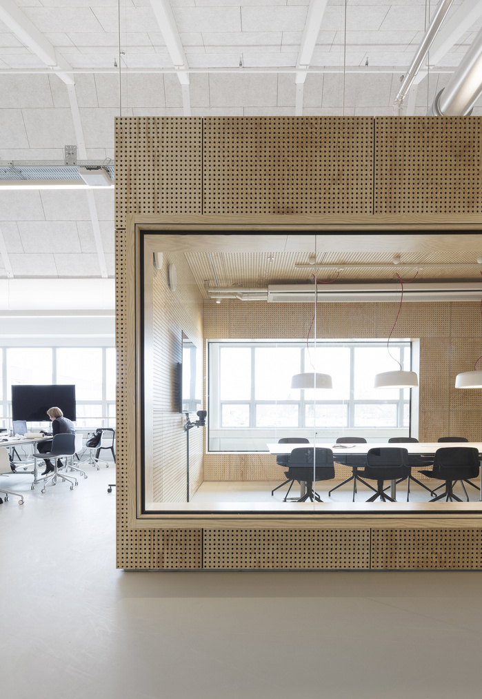 NNE PHARMAPLAN
BREDEVEJ 2
VIRUM
DENMARK
ASSIGNMENT FOR OVER BYEN ARKITEKTER
Fotograf Niels Nygaard
Photographer
