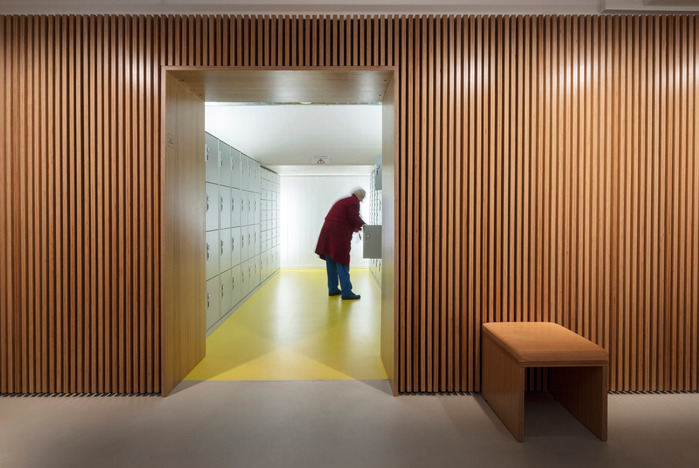 DET KGL. BIBLIOTE Arkitema Architects Fotograf Niels Nygaard
Arkitektur fotografi Aarhus Denmark Jylland Photography
www.nielsnygaard.dk interiør interior visit living architecture lamps dinesen boksning tabel wooden floor
