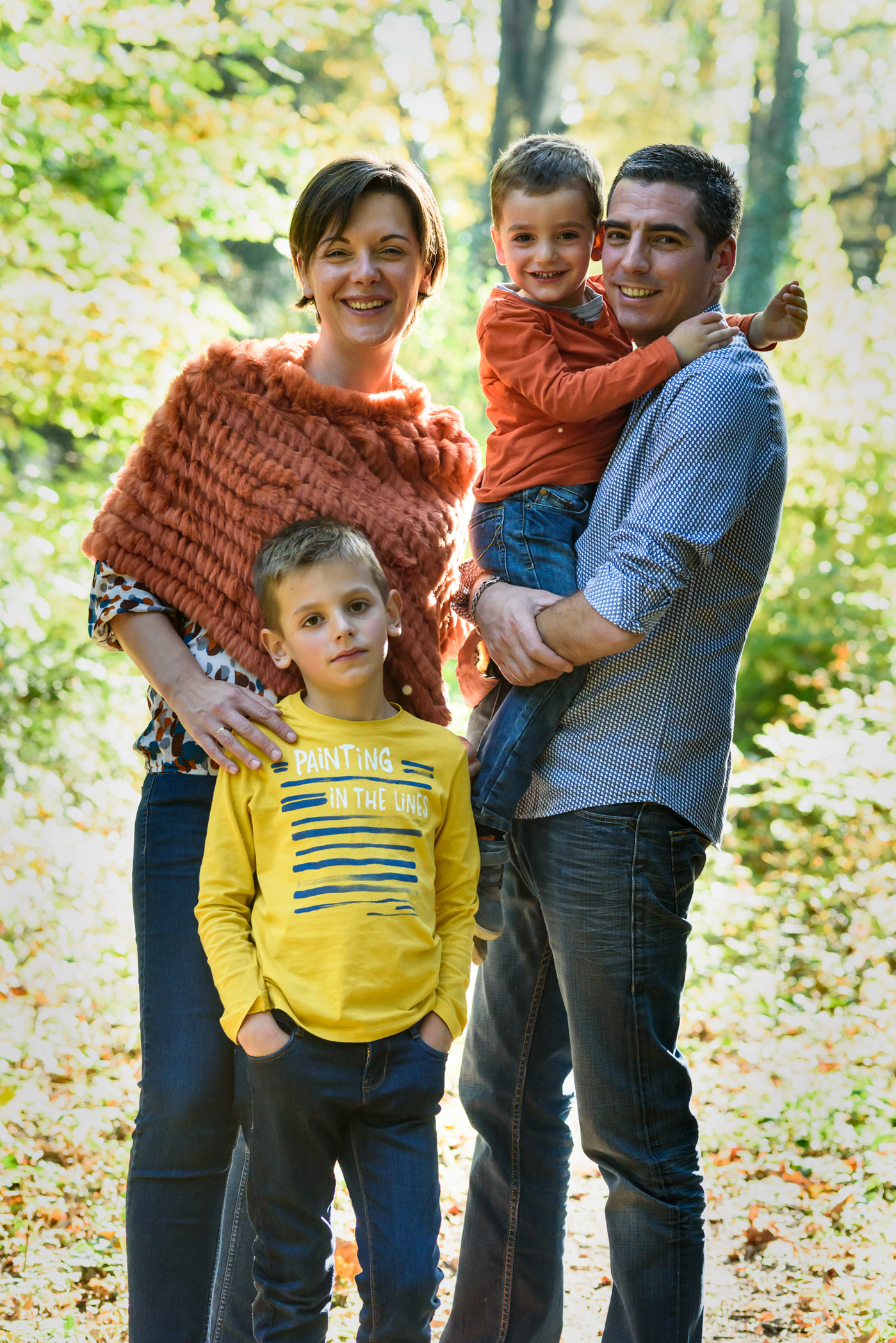 Family portrait shot in the Seymaz green area behind by home studio.