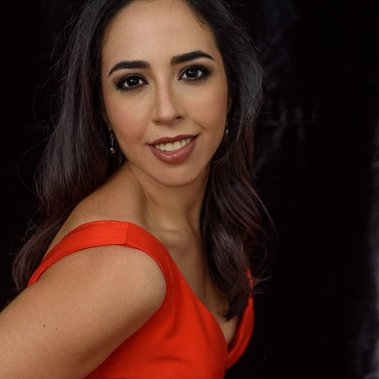 Natalia was very happy with the portraits that I took of her. We love working together!