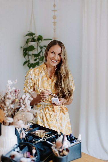natural makeup artist, cruelty-free makeup artist Sydney, natural wedding makeup, Liv Lundelius, Eastern Suburbs Makeup Artist