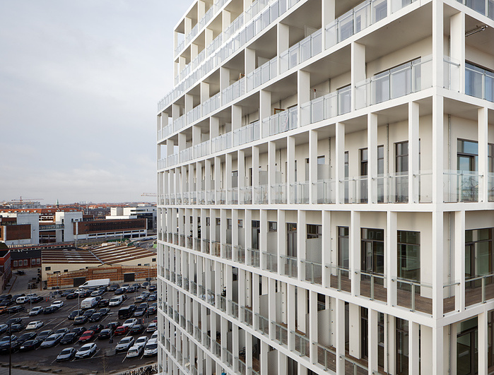 Silo Boliger Frihavns Taarnet in Copenhagen by Praksis Arkitekter in Nordhavn København Denmark