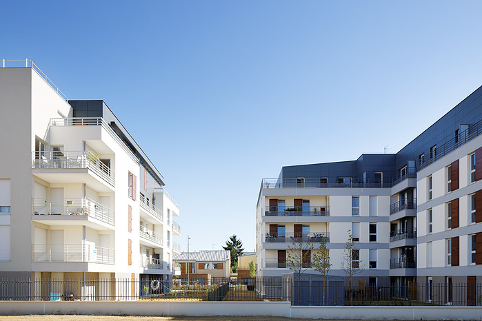 Reportage photo de logements "Central Park", avenue du Maréchal Foch, à Conflans St Honorine : Commande Altarea Cogedim, Maîtrise d'ouvrage : Sodearif / Poly Cités, Maître d'oeuvre : BDVA Architectes.