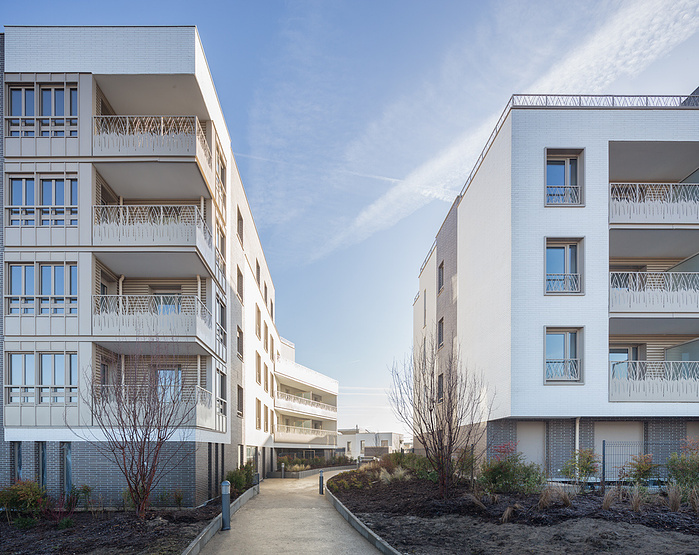 reportage photo architecture de logements "Coeur de Plaine", avenue Morel, à Saint Cyr L'Ecole.
Architecte : Haour Architectes
Maitrise d'Oeuvre Exécution : Axho, Axhium Ingenierie, Home Ingenierie et Axhoma
Maitrise d'Ouv