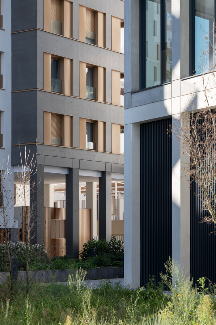 Reportage photo du Parc d'Affaires (Hotellerie, Tertiaire, Résidentiel) réalisé par Carta Reichen et Robert Associés à Asnières, Bureaux, Hotel, logements.
Architectes : Carta - Reichen et Robert Associés, mandataire, PietriArchitectes, associés. Maitris