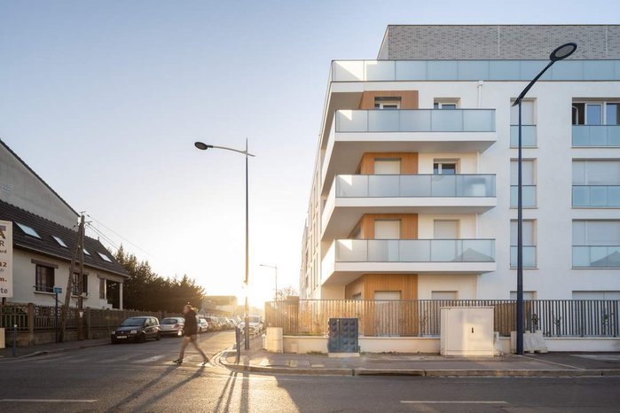 Reportage de logements de la rue Anatole France, à Drancy pour Cussac Architectes. 71 logements collectifs et 6 maisons individuelles. Maitre d'Ouvrage : OGIC.