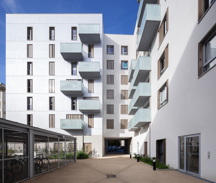 Logements Champigny sur Marne, Naaja Architectes, Cogedim
MAITRISE D'OUVRAGE
COGEDIM - INTERPROMOTION / FRANCE HABITATION
Résidence intergénérationnelle de 136 logements Co-conception avec l’agence COBE