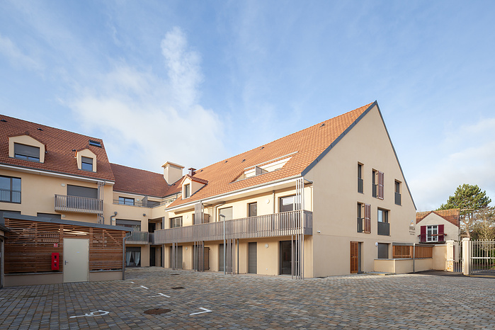 rue de Toussus, pour Vinci Immobilier, projet de résidence senior, Architectes : Gera Architectes, Gros Oeuvre : Legendre Construction