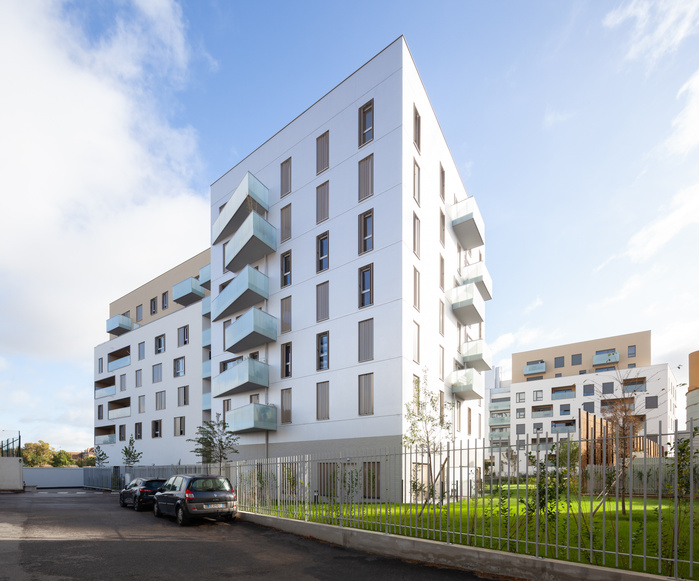 Logements Champigny sur Marne, Naaja Architectes, Cogedim
MAITRISE D'OUVRAGE
COGEDIM - INTERPROMOTION / FRANCE HABITATION
Résidence intergénérationnelle de 136 logements Co-conception avec l’agence COBE