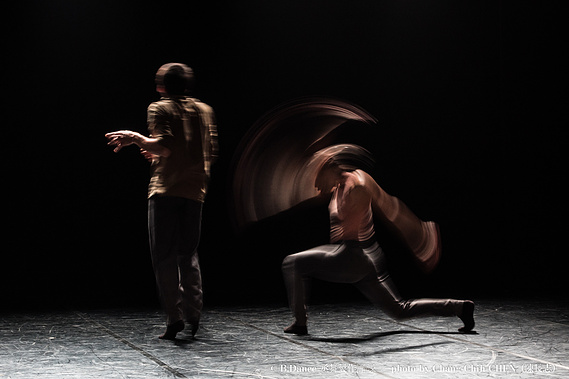 Then, Before, Now, Once more por Antonin Comestaz, bailarina Carolina Mancuso