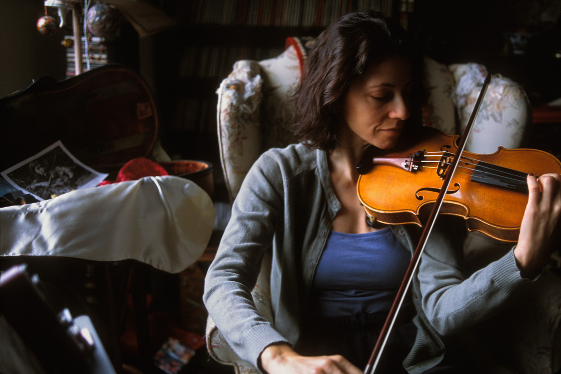 Sanchie Bobrow, violinist
