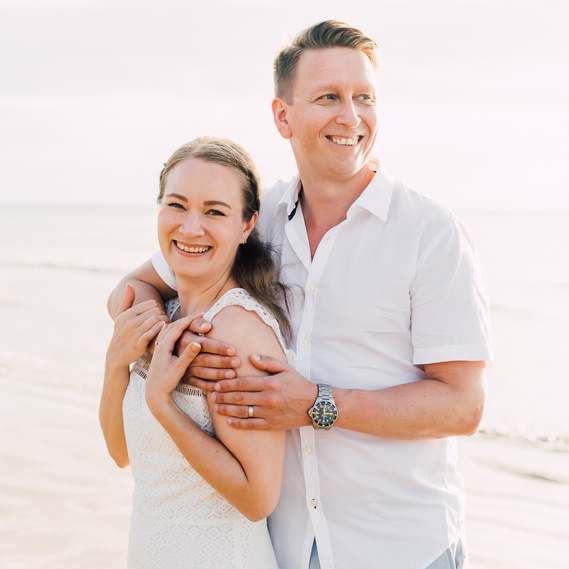 Happy honeymoon couple do photo shooting at the beach at Phuket with Phuket professional photographer, Phuket professional photographer ,Khaolak photographer-Krabi photographer - Koh Yao photographer - Samui photographer