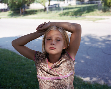 amy powell
amy powell photography
mamiya 7
erica &amp; I