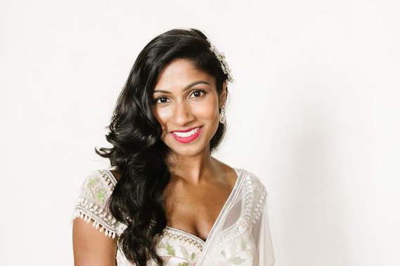 Modern Indian Bridal Makeup, Sri Lankan Bride, Natural Indian Wedding Makeup, Natural Indian Wedding Hair, Hollywood waves, Soft waves, Destination Bridal Hair