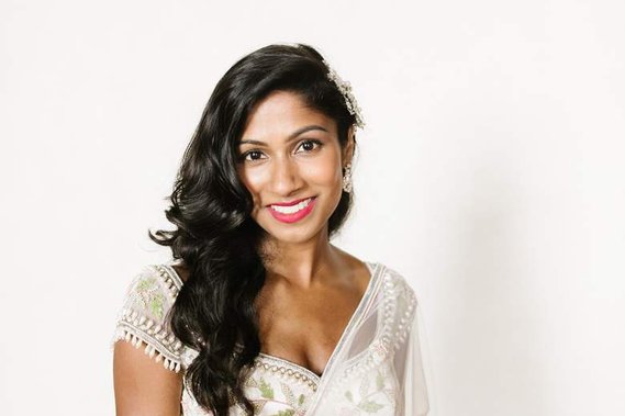 Modern Indian Bridal Makeup, Sri Lankan Bride, Natural Indian Wedding Makeup, Natural Indian Wedding Hair, Hollywood waves, Soft waves, Destination Bridal Hair