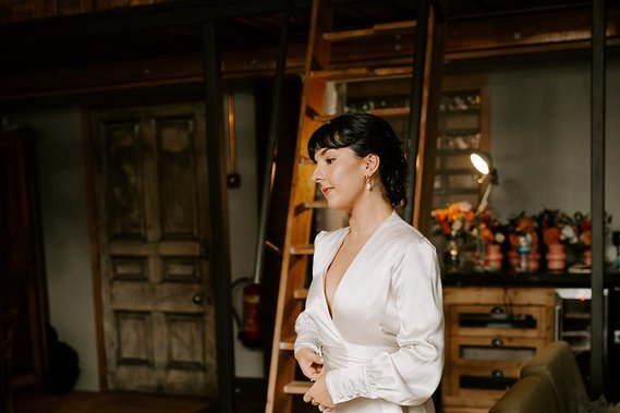 Modern Bridal Hair, London Modern Bridal Hair, London Bridal Makeup, London Wedding Makeup, Minimal Bridal Makeup, Minimal Bridal Hair, Clapton Country Club Wedding, Kim Williams Photography