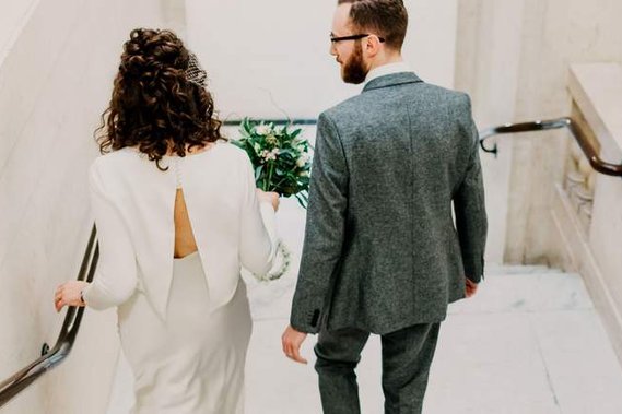 Old Marylebone Town Hall wedding, London Bride, London bridal hair, Minimal bridal hair, Modern bridal hair, naturally curly bridal hair,
