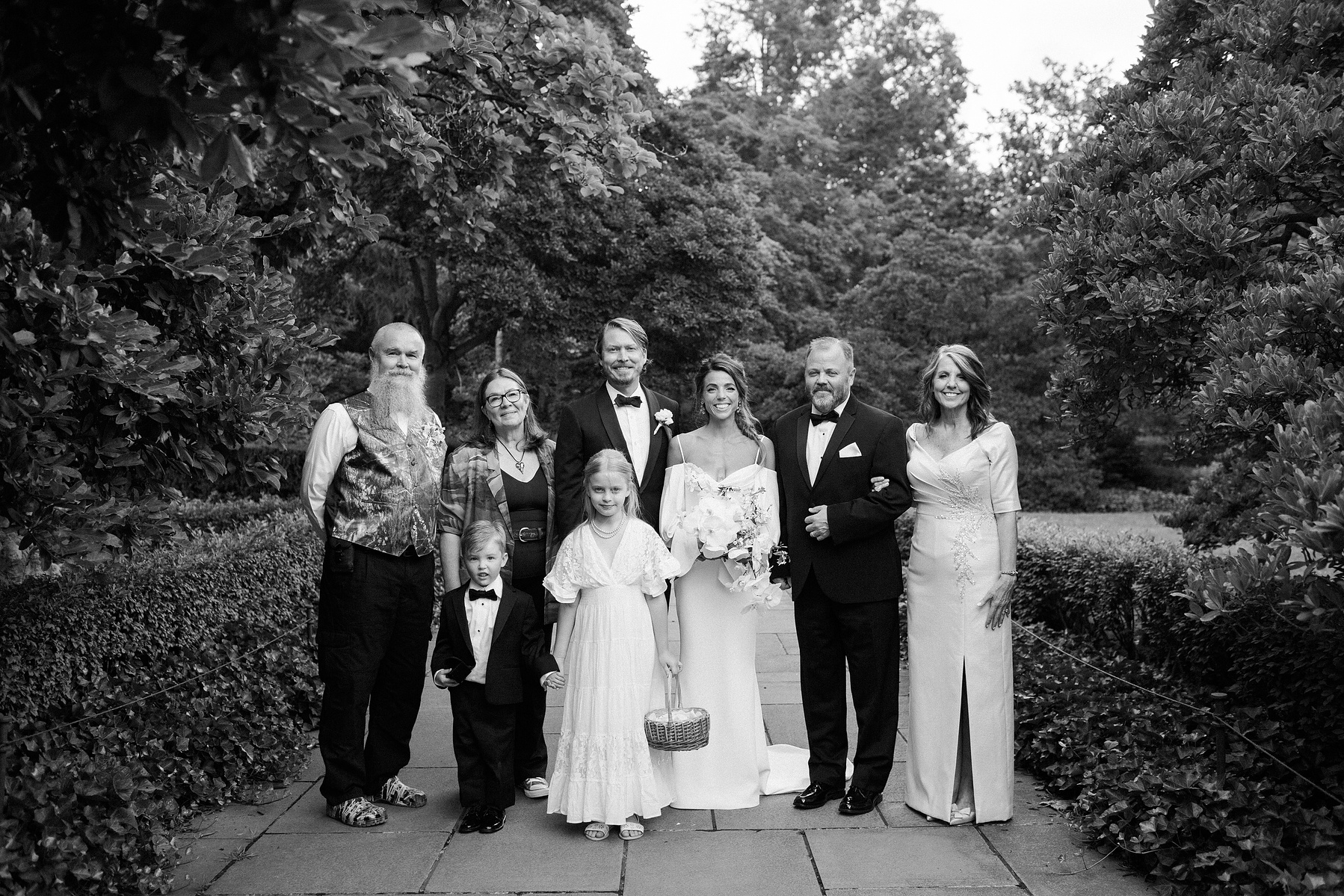 Brooklyn botanical gardens summer wedding family portrait. Corey Torpie Wedding Photojournalism.
