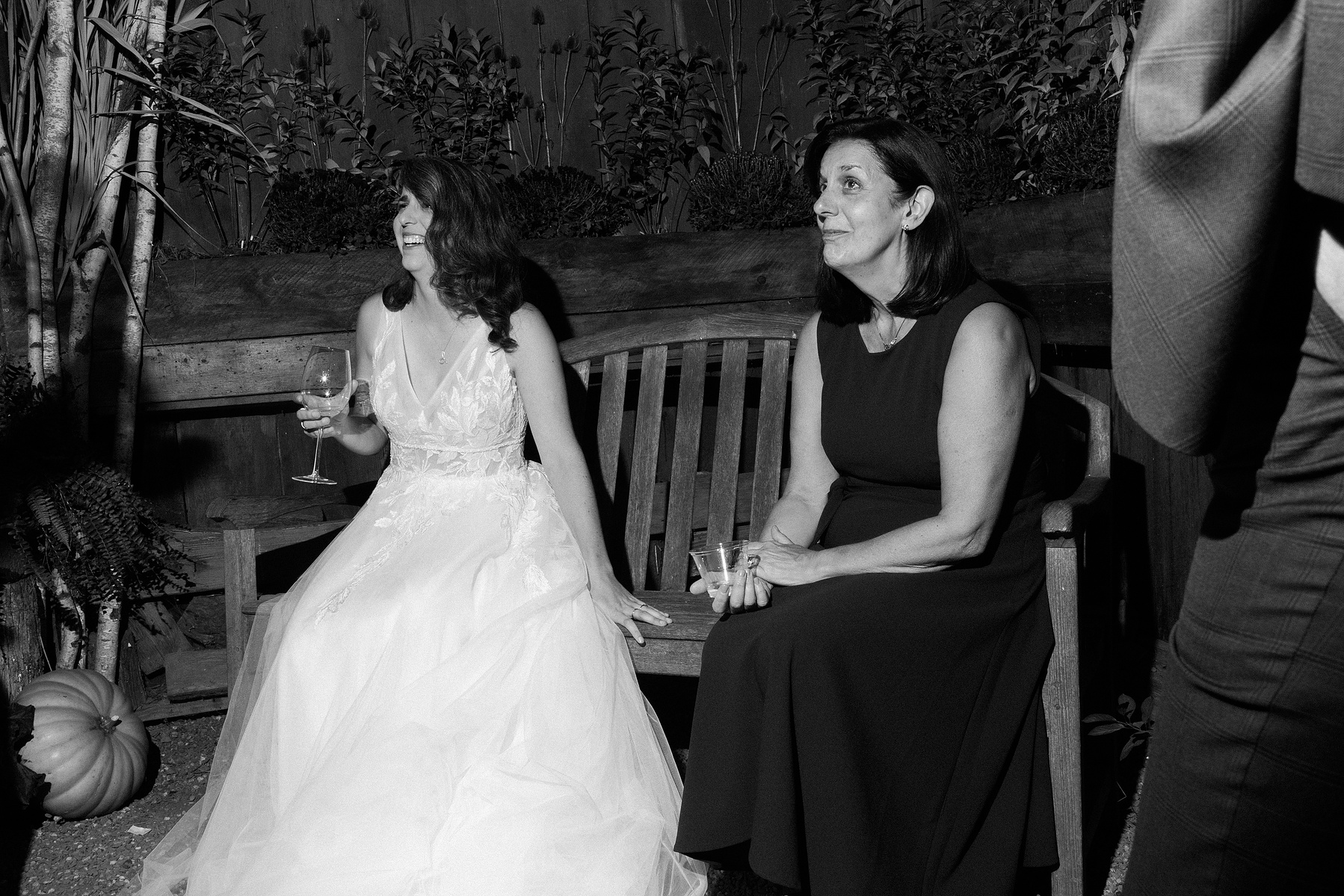 Blooming Hill Farm. Wedding photojournalism.