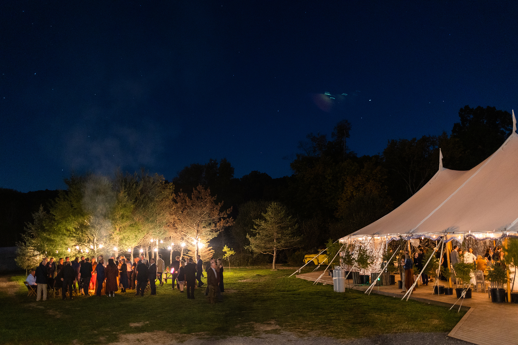 Blooming Hill Farm. Wedding photojournalism.