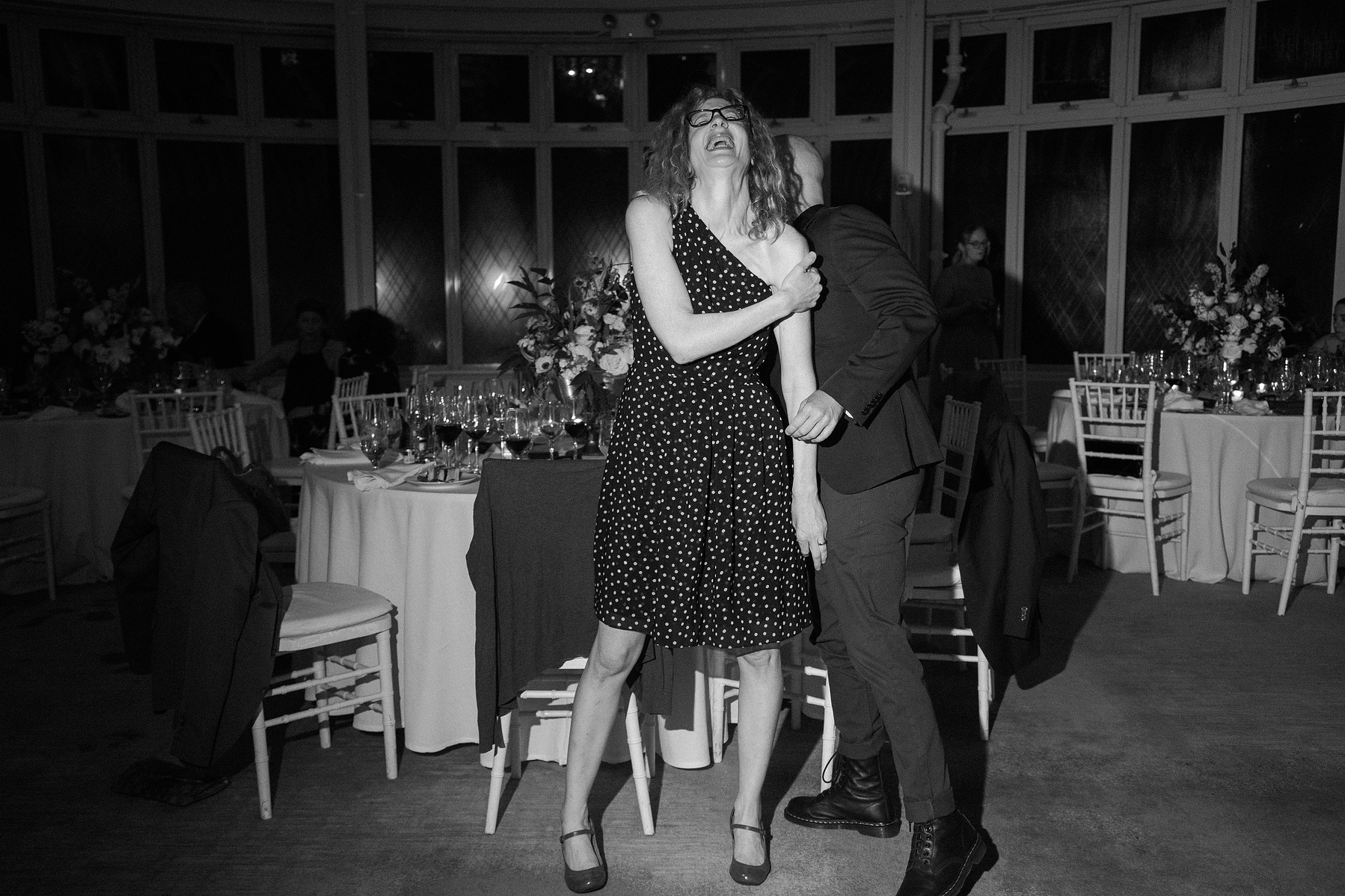 Brooklyn botanical gardens summer wedding reception. Corey Torpie Wedding Photojournalism.