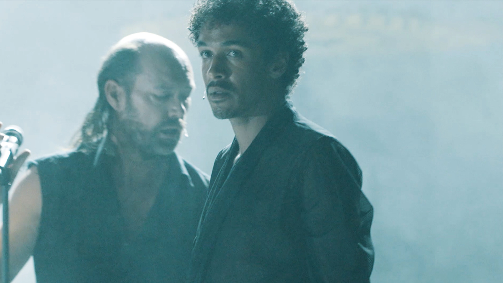 Jesse Mensah en Steven Van Watermeulen in Penthesilea.