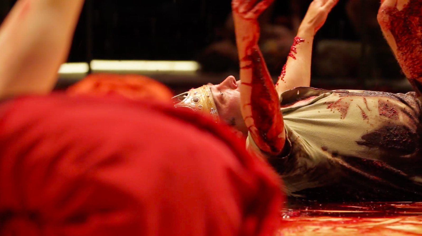 Fedja van Huêt in Macbeth Toneelgroep Amsterdam.