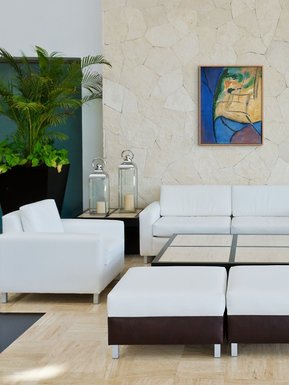 Anda Marcu
Original painting in a room
Beach