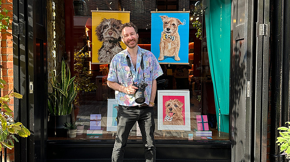 Woof Photography - Jonny the London dog Photographer, Pop-up sessions to book at Peter Jones on Sloane Square / The king's Road.  Woof Portraits - custom pet art by Ryan Hodge. Explore the dog festival and dog friendly shops across Chelsea Dog Day.