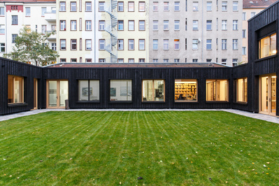 ALTE SCHLOSSEREI  or  OLD LOCKSMITH SHOP is an architecture project by ALAS Architects in Berlin. The space is a house and working studio for designers and artists. These are architecture photographs of the interior and exterior of the building. 