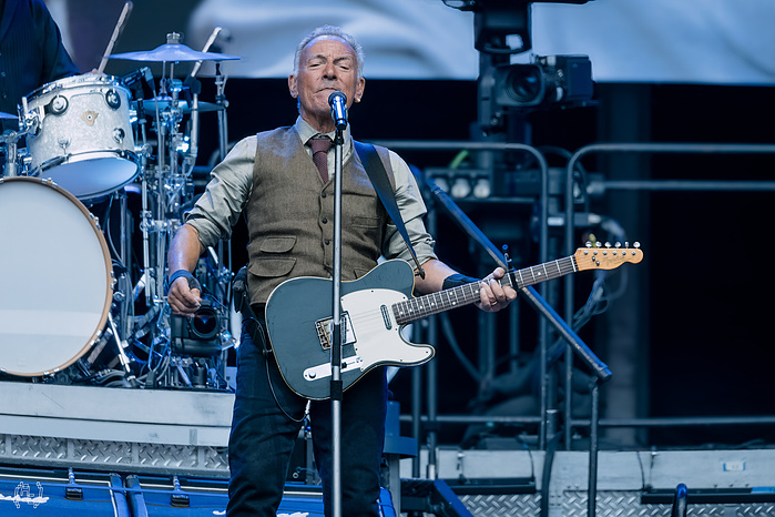 Bruce Springsteen & the E Street Band live at Anfield, Liverpool. 04/06/2025