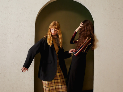  Loungedress AW19
Photo: Yuki Kumagai 
Stylist: Chiaki Utsunomiya 
Hair: Miho Emori 
Makeup: Yosuke Nakajima.
Direction: Yukio Sugaya