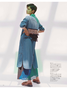 Crea Magazine
Photo: Kin 
Stylist: Kayo Yoshida 
Hair: Koichi Nishimura 
Makeup: Yosuke Nakajima.