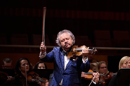 Roby Lakatos (violinist)
