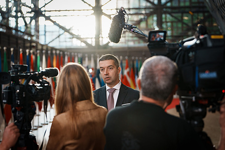 Doorstep interview in the Europa building 