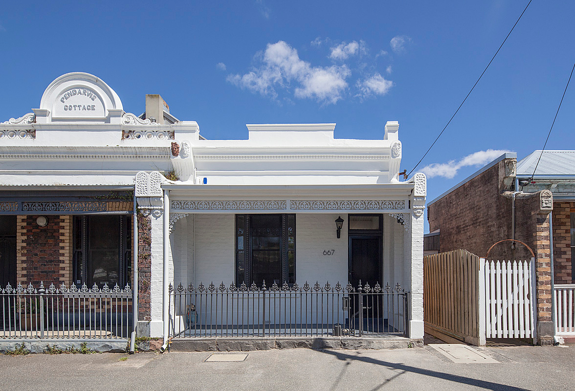 Heritage house in North Carlton fully renovated