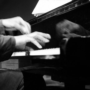 Pianist Pat Thomas playing Thelonious Monk at Cafe Oto in London