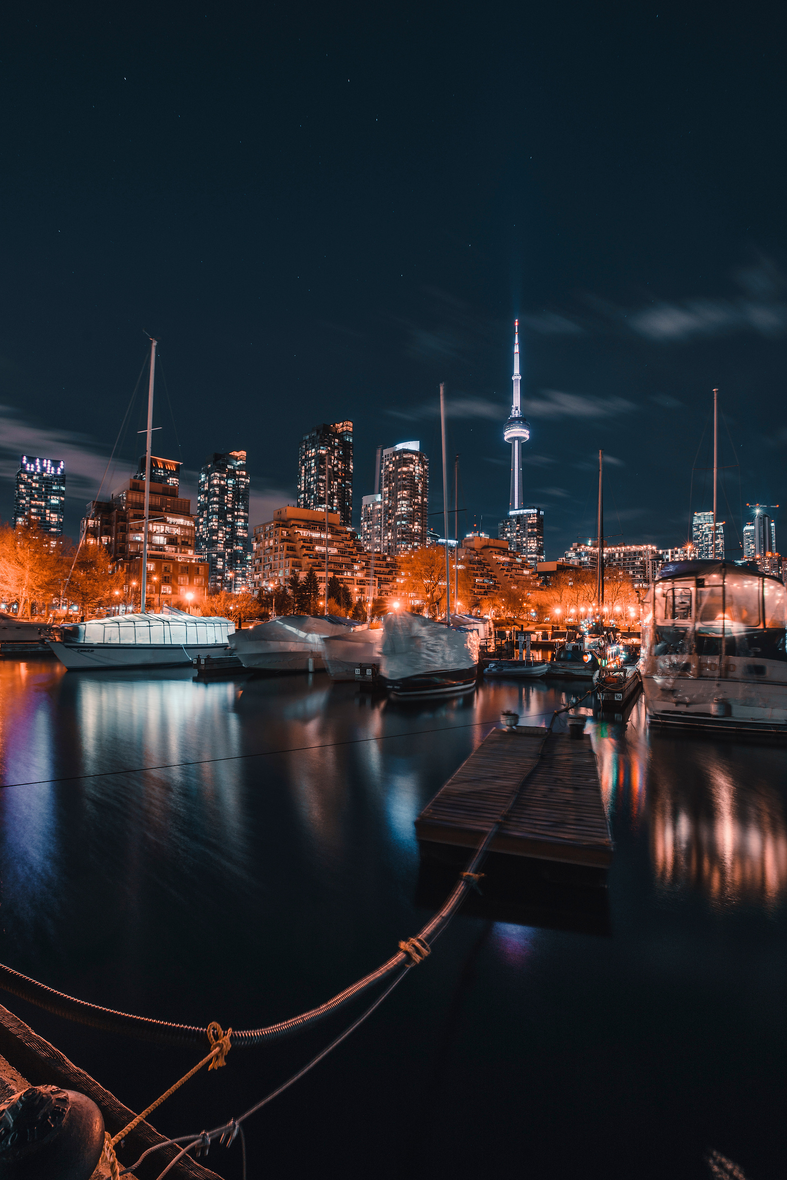 Toronto skyline from Marina Quay West at night