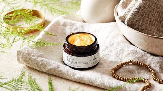 ETSY photography uk, Evolve organic beauty skincare photography with neutral props