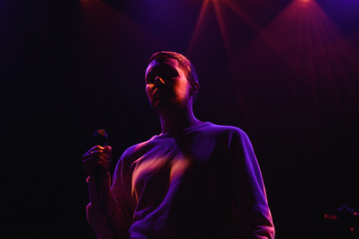 Rhye performing at Brooklyn Steel in Brooklyn, NY