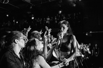 Lights singing to a fan at Irving Plaza in NYC